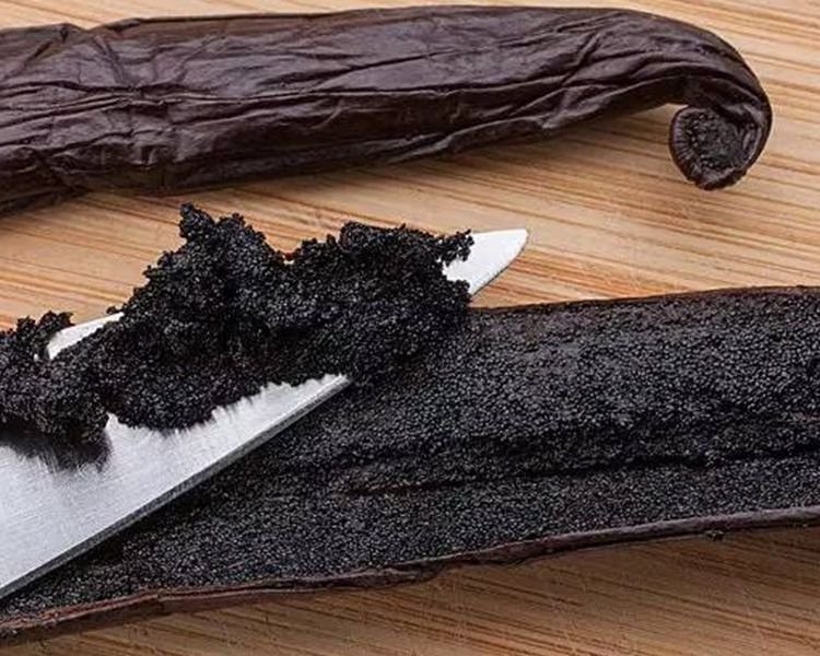 Grade A gourmet vanilla beans from Java