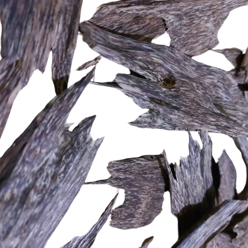 Natural agarwood chips